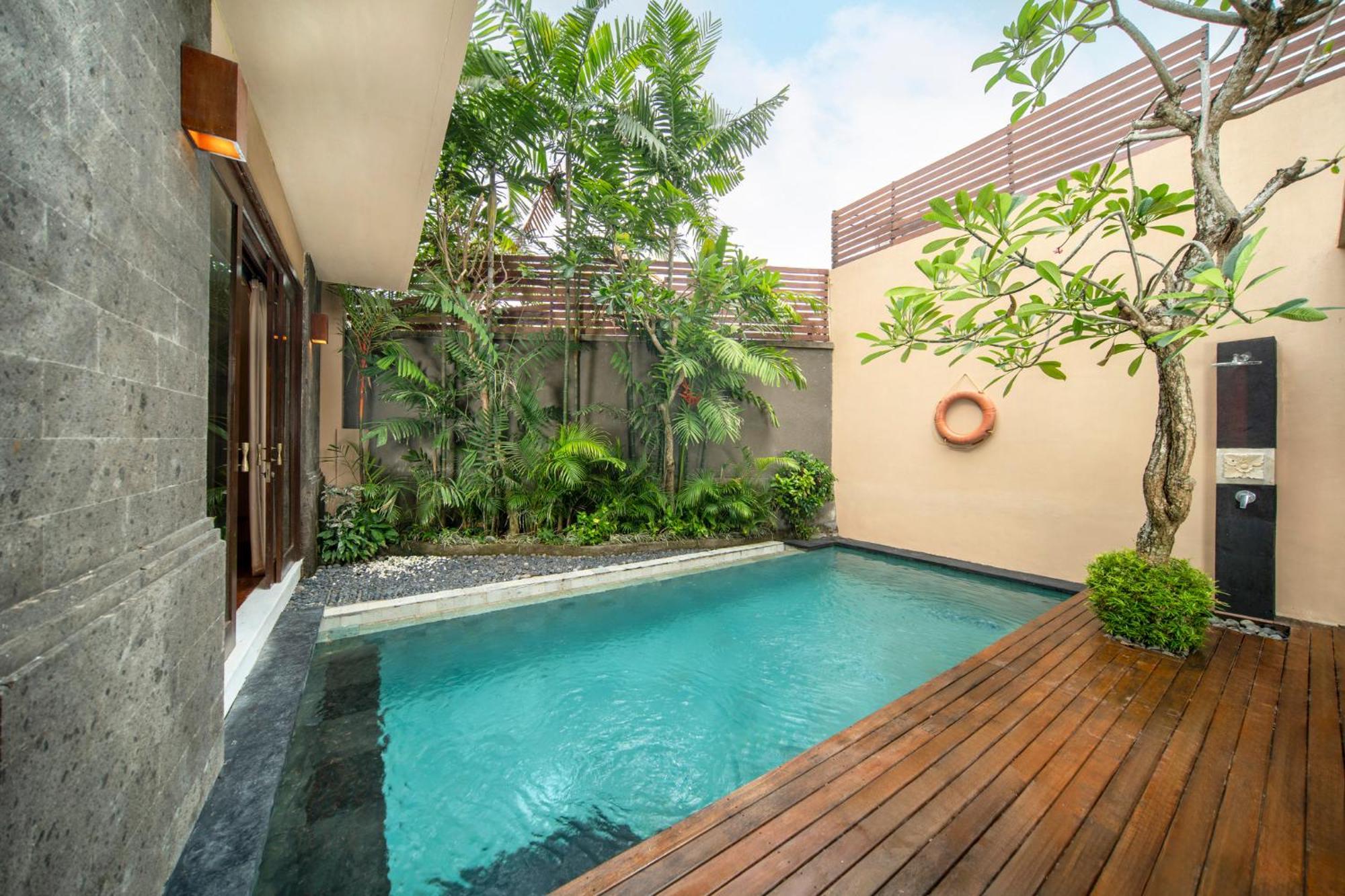 Canggu Circle Villa By Ini Vie Hospitality Exterior foto