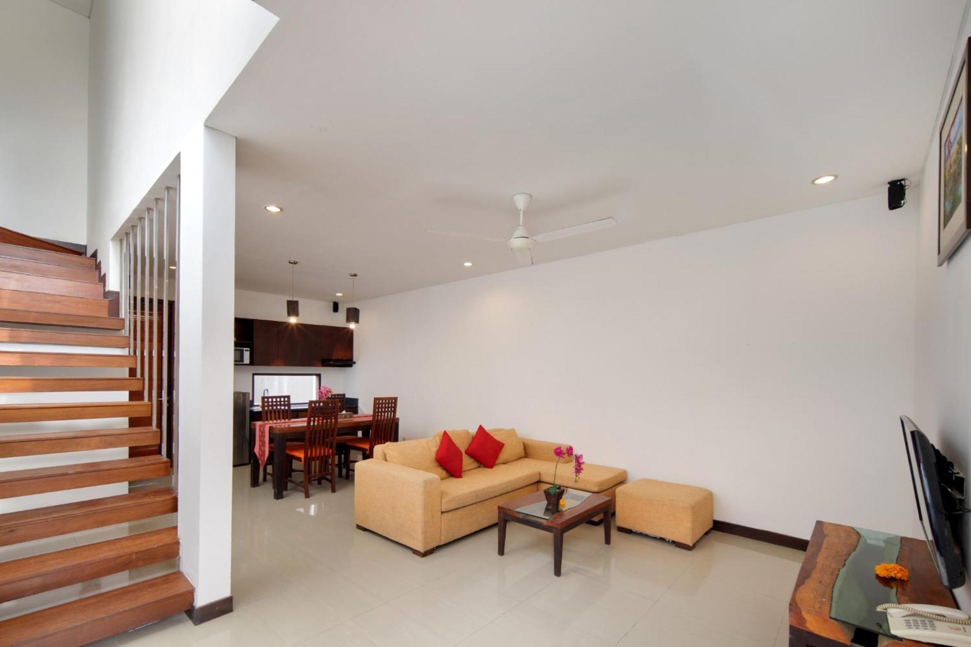 Canggu Circle Villa By Ini Vie Hospitality Exterior foto