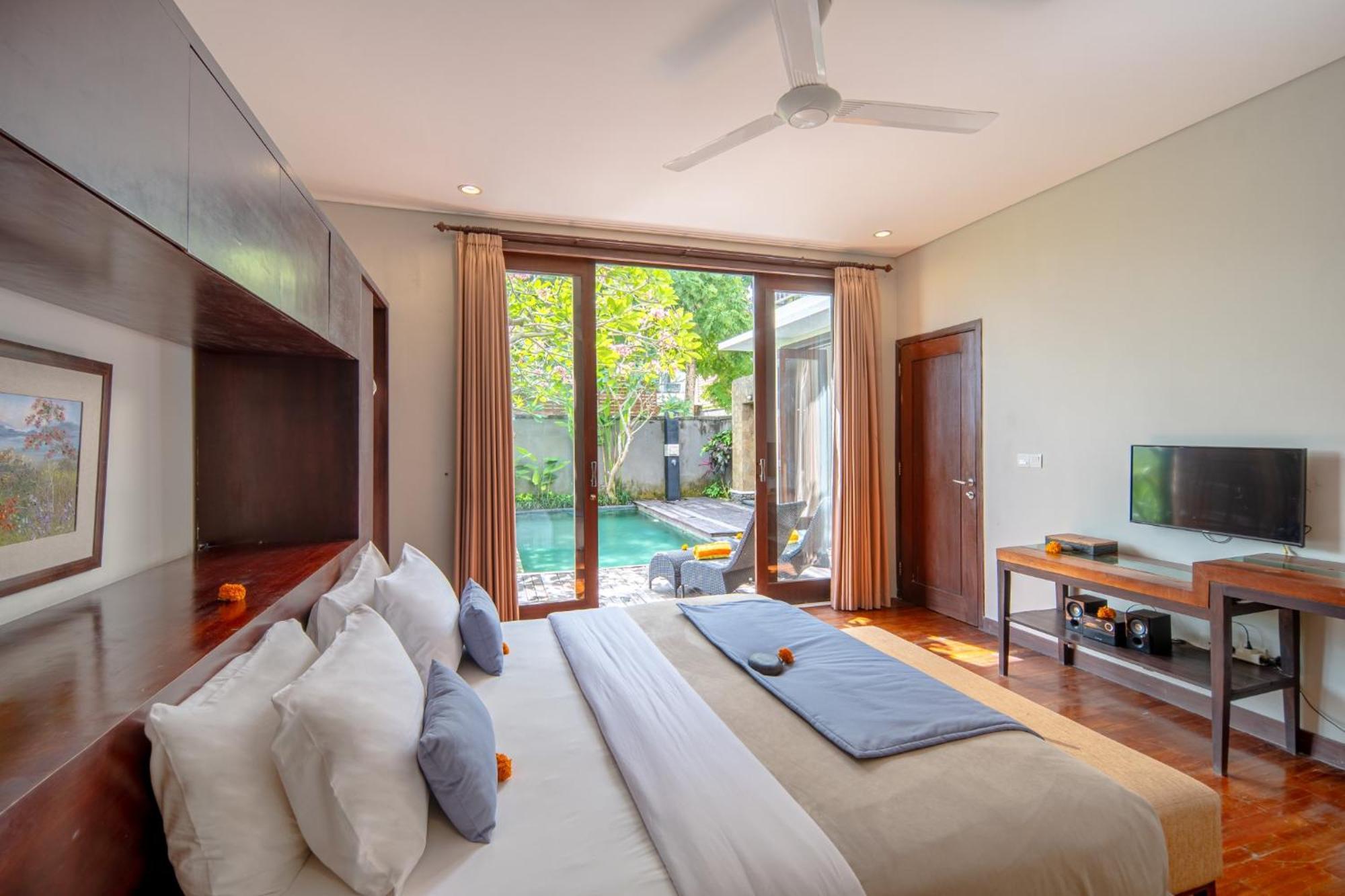 Canggu Circle Villa By Ini Vie Hospitality Exterior foto
